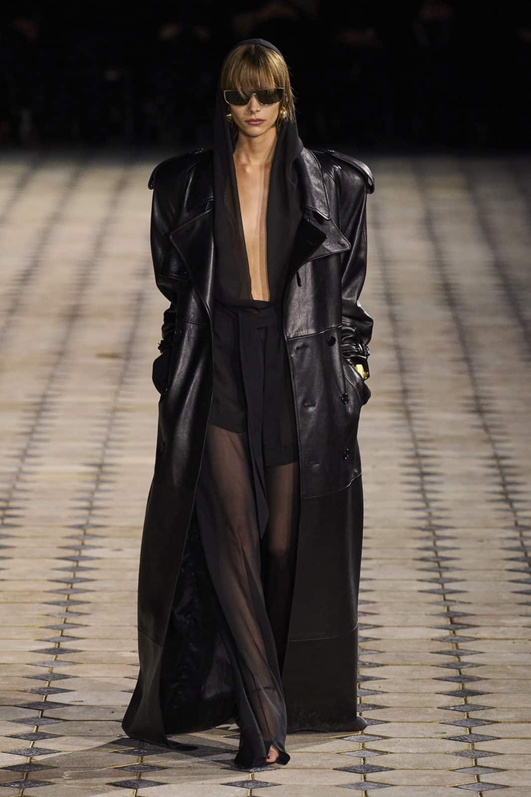 Saint Laurent brought sophistication to the Paris Fashion Week SS23