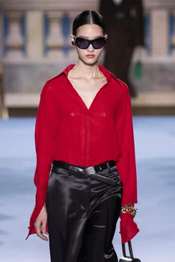 Tory Burch NYFW 2023 red oversized long sleeved shirt with statement collar